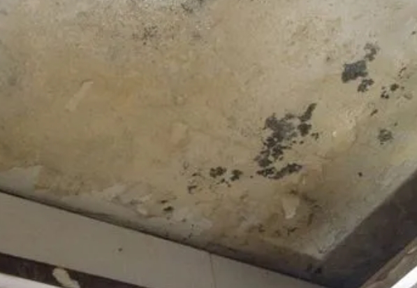 延津阳台漏水维修公司分享下延津卫生间渗水维修需要注意哪些问题。